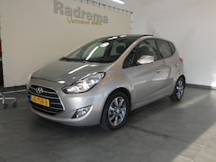 Hyundai ix20 - 1.6i Premium AUT, Pano, Navi Uniek lage KM.std