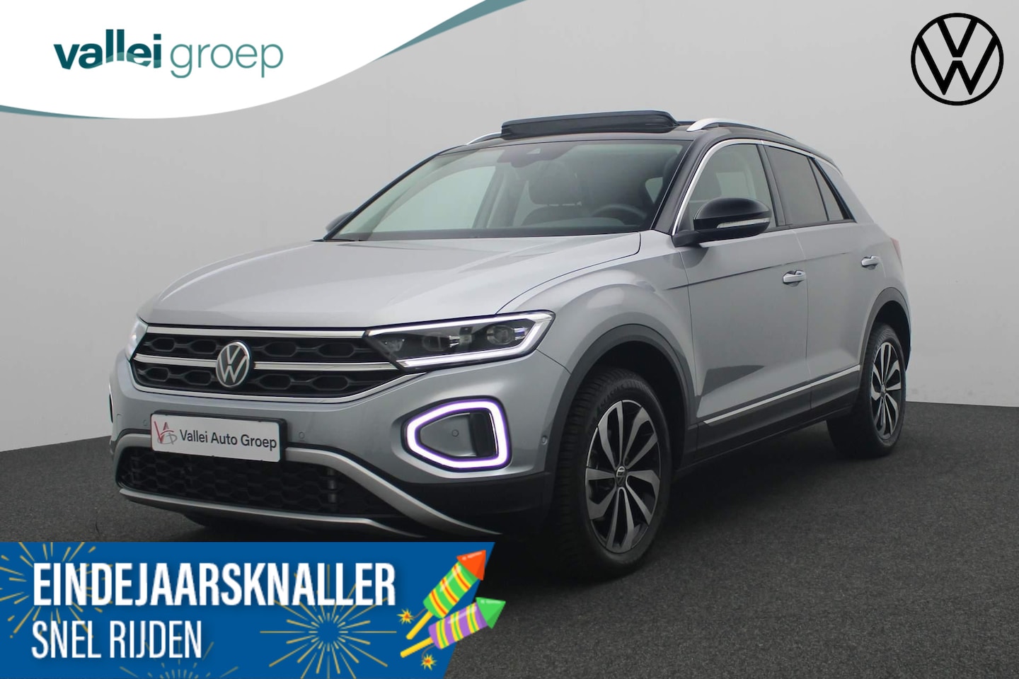 Volkswagen T-Roc - 1.5 TSI 150PK DSG Style | Pano | Trekhaak | Keyless | Navi | Camera | LED plus | ACC | 17 - AutoWereld.nl