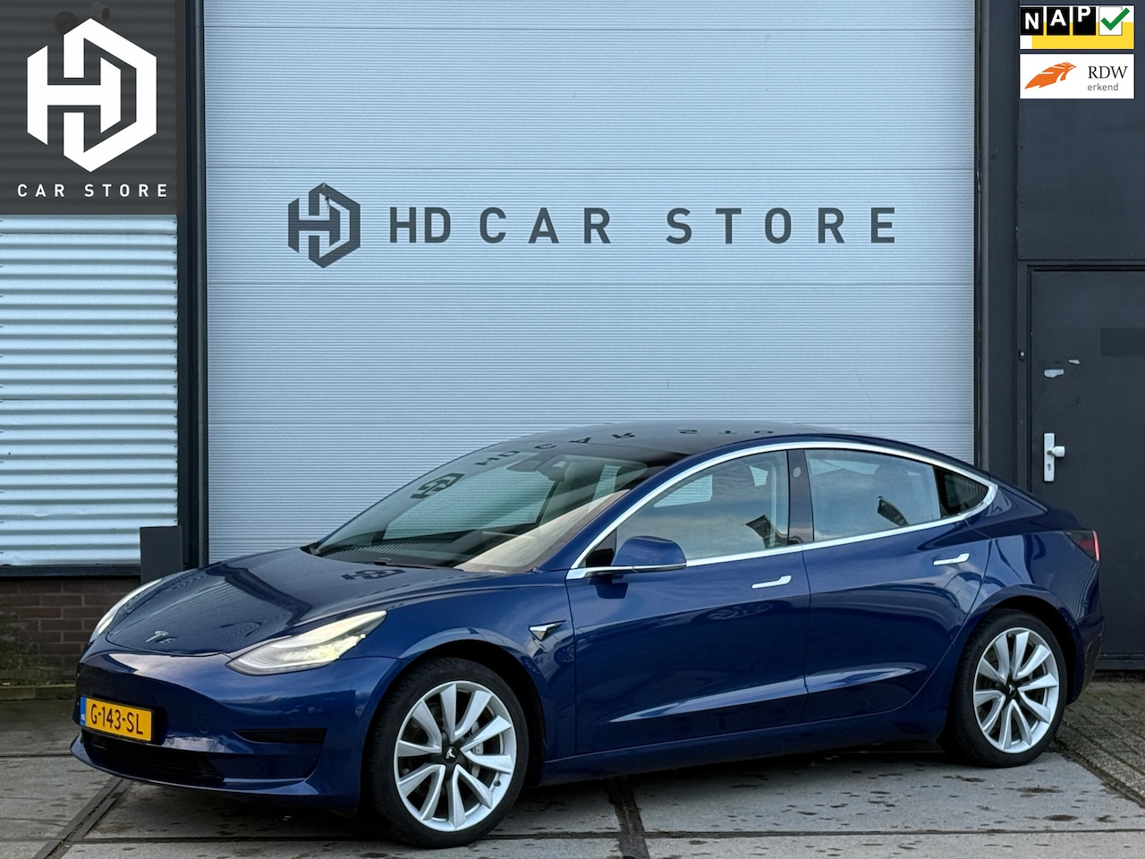 Tesla Model 3 - Standard RWD Plus 60 kWh [SOH 91%] AutoPilot 19 '' TREKHAAK - AutoWereld.nl