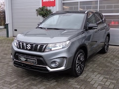 Suzuki Vitara - 1.5 Hybrid Style AllGrip AUTOMAAT, Panoramadak, Two Tone, Leder / Alcantara, etc, etc