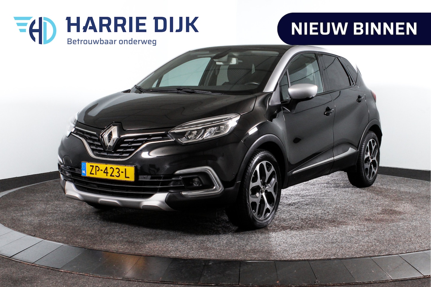 Renault Captur - 1.3 TCe 150 PK Intens - Automaat | Panodak | Cruise | Camera | PDC | NAV + Android Auto | - AutoWereld.nl