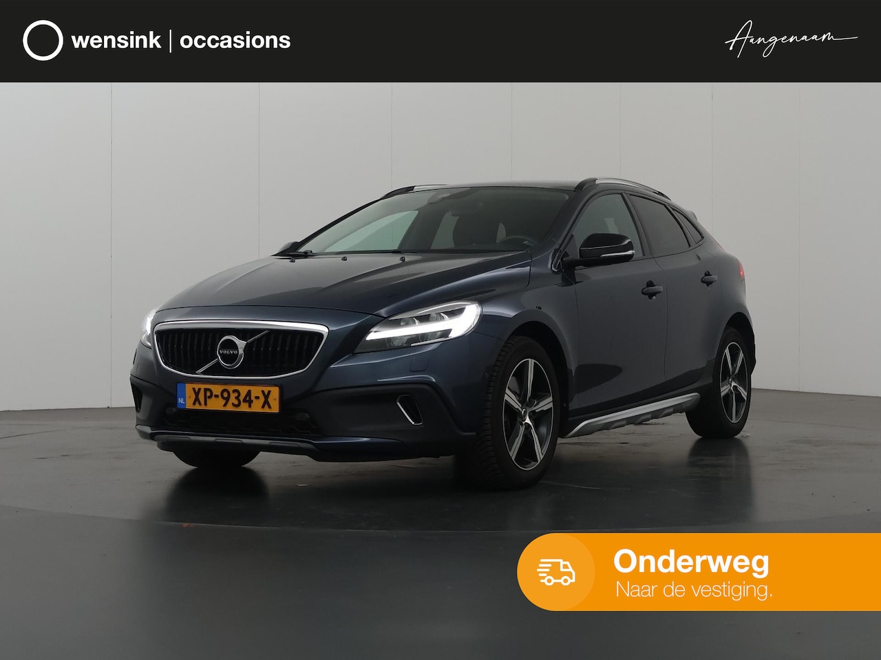 Volvo V40 Cross Country - 1.5 T3 Polar+ Luxury | Panoramadak | Trekhaak | Bestuurderstoel met geheugen | Navigatie | - AutoWereld.nl