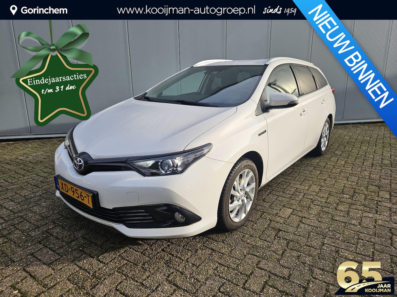 Toyota Auris Touring Sports - 1.8 Hybrid Energy Plus | 1e Eigenaar | NIEUW GELEVERD & ONDERHOUDEN | Trekhaak | Navigatie - AutoWereld.nl