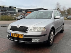 Skoda Octavia Combi - 1.6 Ambiente