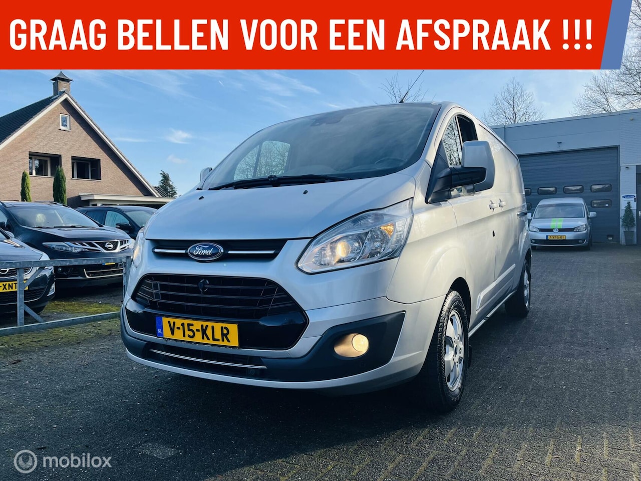 Ford Transit Custom - 340 2.0 TDCI L2H1 Limited Navi / 2x schuifdeur / Camera - AutoWereld.nl