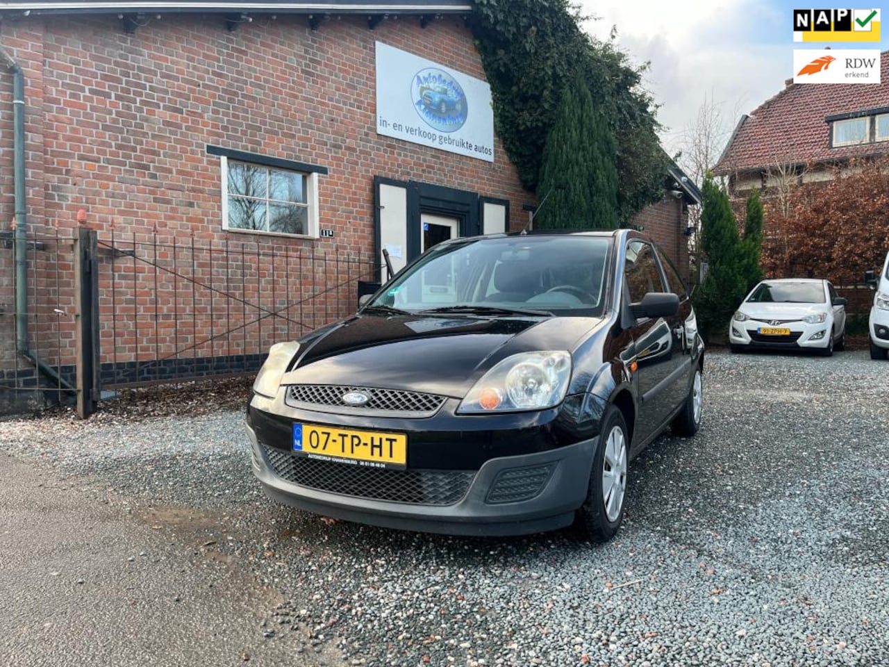 Ford Fiesta - 1.3-8V Champion 1.3-8V Champion ( Airco + Nieuwe apk ) - AutoWereld.nl