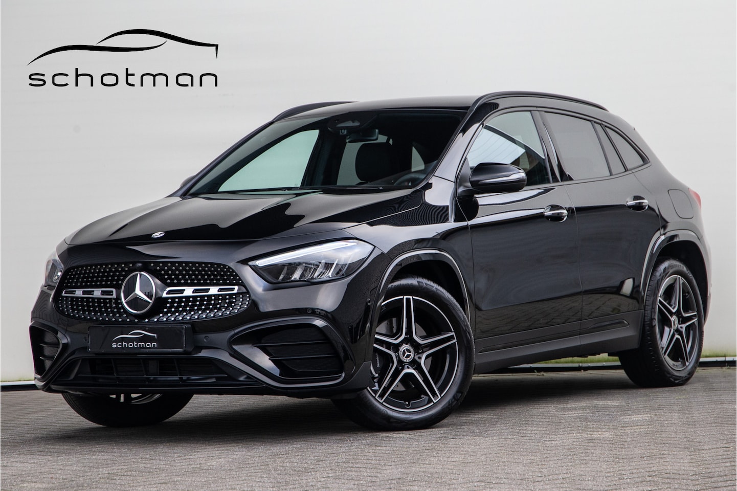 Mercedes-Benz GLA-Klasse - 250 e AMG Nightpakket, Facelift, Key-Less, Widescreen, 2024 - AutoWereld.nl