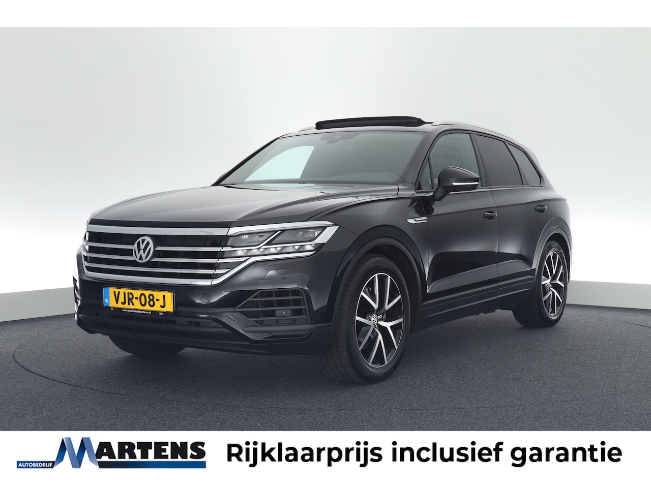 Volkswagen Touareg - Grijs Kenteken 3.0 TDI 286pk DSG 4Motion Trekhaak Camera Luchtvering Led Panoramadak Leder - AutoWereld.nl