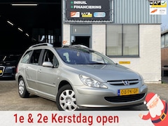 Peugeot 307 SW - 2.0 16V Navtech|APK|NAP|Panoramadak|Airco