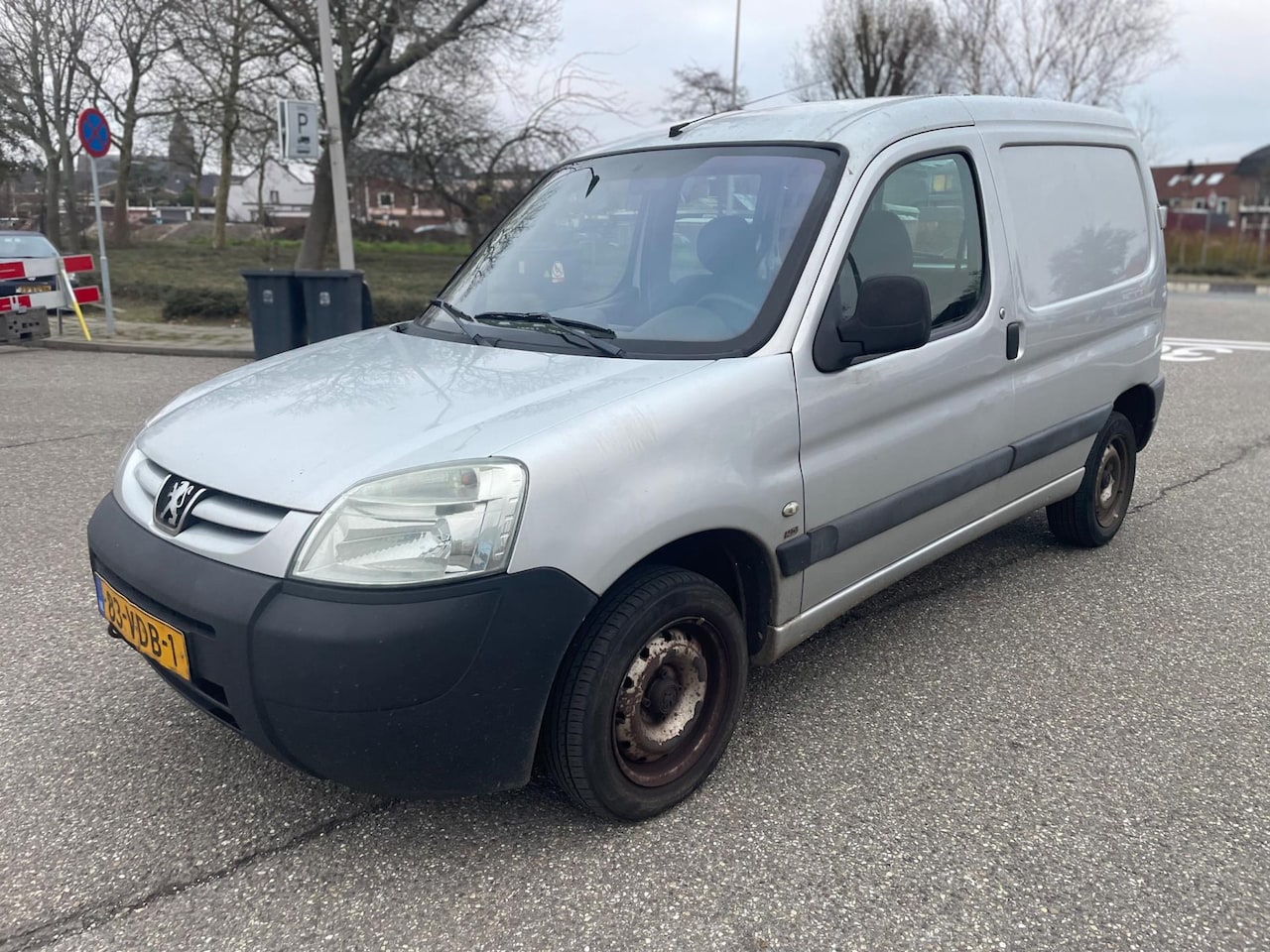 Peugeot Partner - 190C 1.6 HDI / 1e.eigenaar / airco / elek.ramen / deurvergrendeling / nap.... - AutoWereld.nl