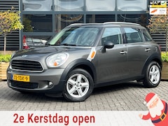 MINI Countryman - 1.6 One | Volledig Onderhouden | NAP | Parkeer Sensoren | 6 Versnellingen | Airco | Lichtm