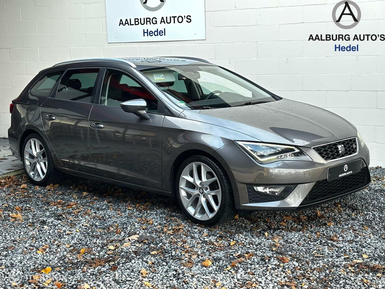 Seat Leon ST - 1.4 TSI FR Alcantara 18'' Performance Navigatie - AutoWereld.nl