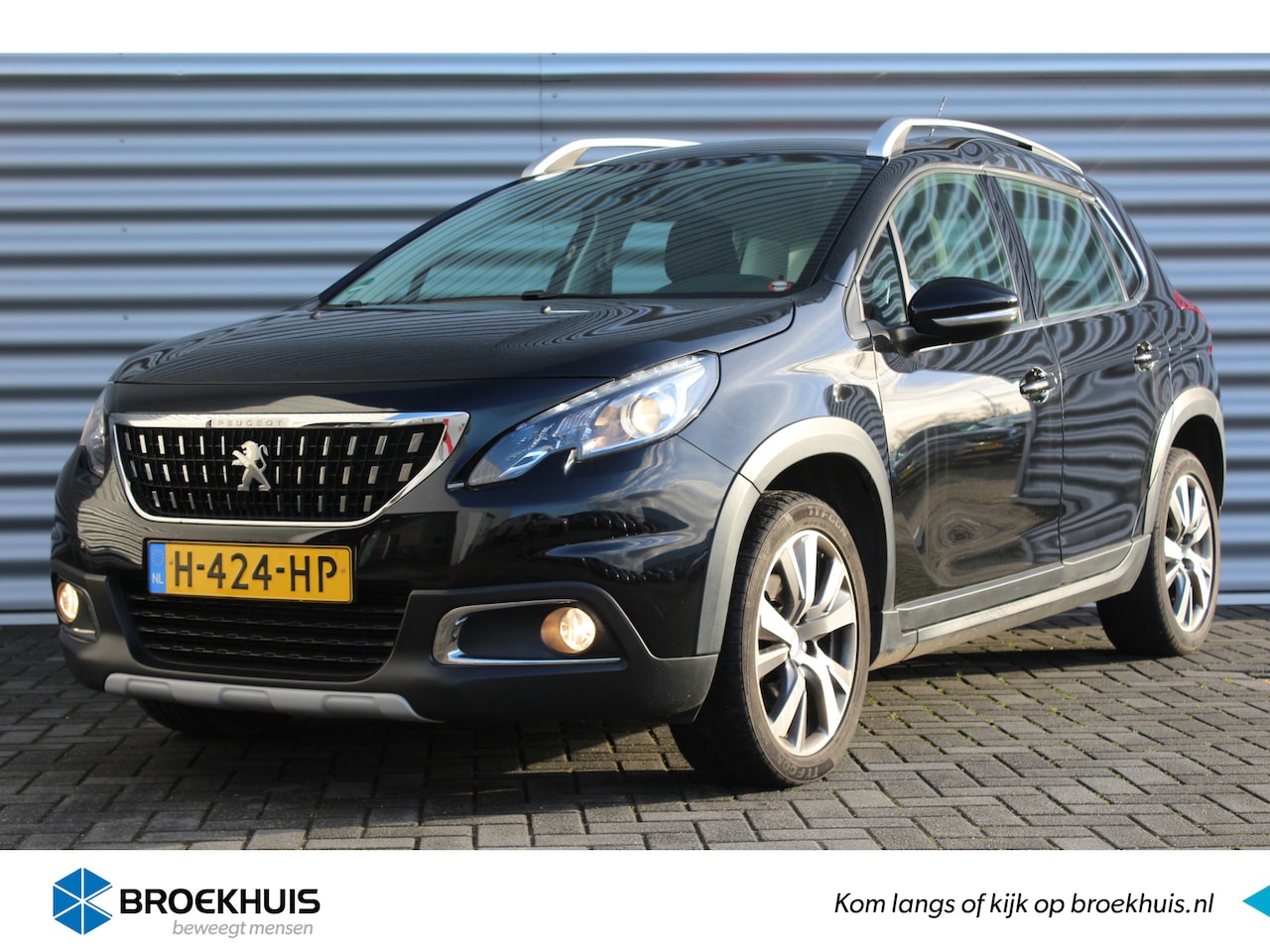 Peugeot 2008 - 1.2 PURETECH 110PK ALLURE AUTOMAAT / NAVI / LEDER / CLIMA / LED / PDC / CAMERA / 16" LMV / - AutoWereld.nl