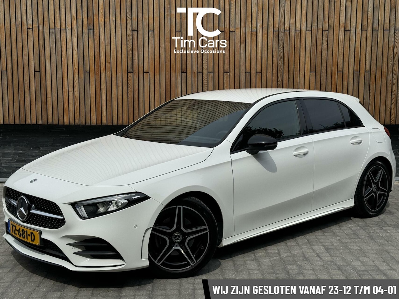 Mercedes-Benz A-klasse - 200 AMG-styling Automaat | Widescreen Navi | Stoelverwarming | Getint glas | Metallic lak - AutoWereld.nl