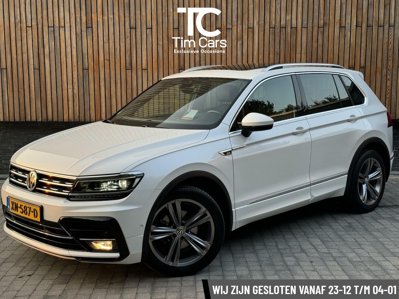 Volkswagen Tiguan - 1.5 TSI Highline R-line | Panoramadak | Head-up Display | Stoelverwarming | R-stuur | LED - AutoWereld.nl