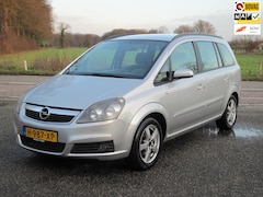 Opel Zafira - 1.8 Essentia + Trekhaak