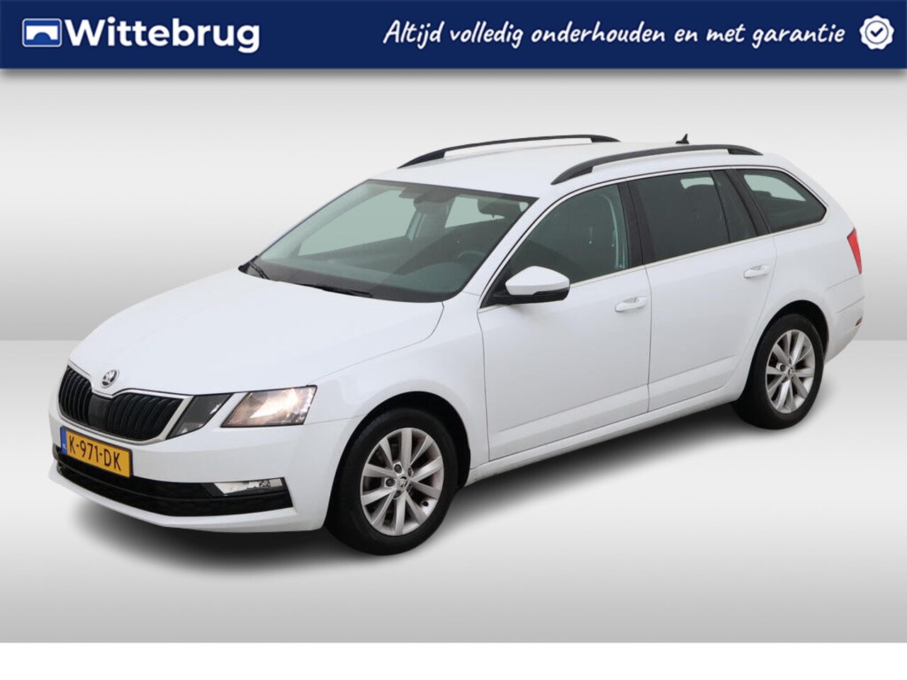 Skoda Octavia Combi - 1.0 TSI Greentech Business Edition Trekhaak / Parkeersensoren / Navigatie / Clima / Stoelv - AutoWereld.nl