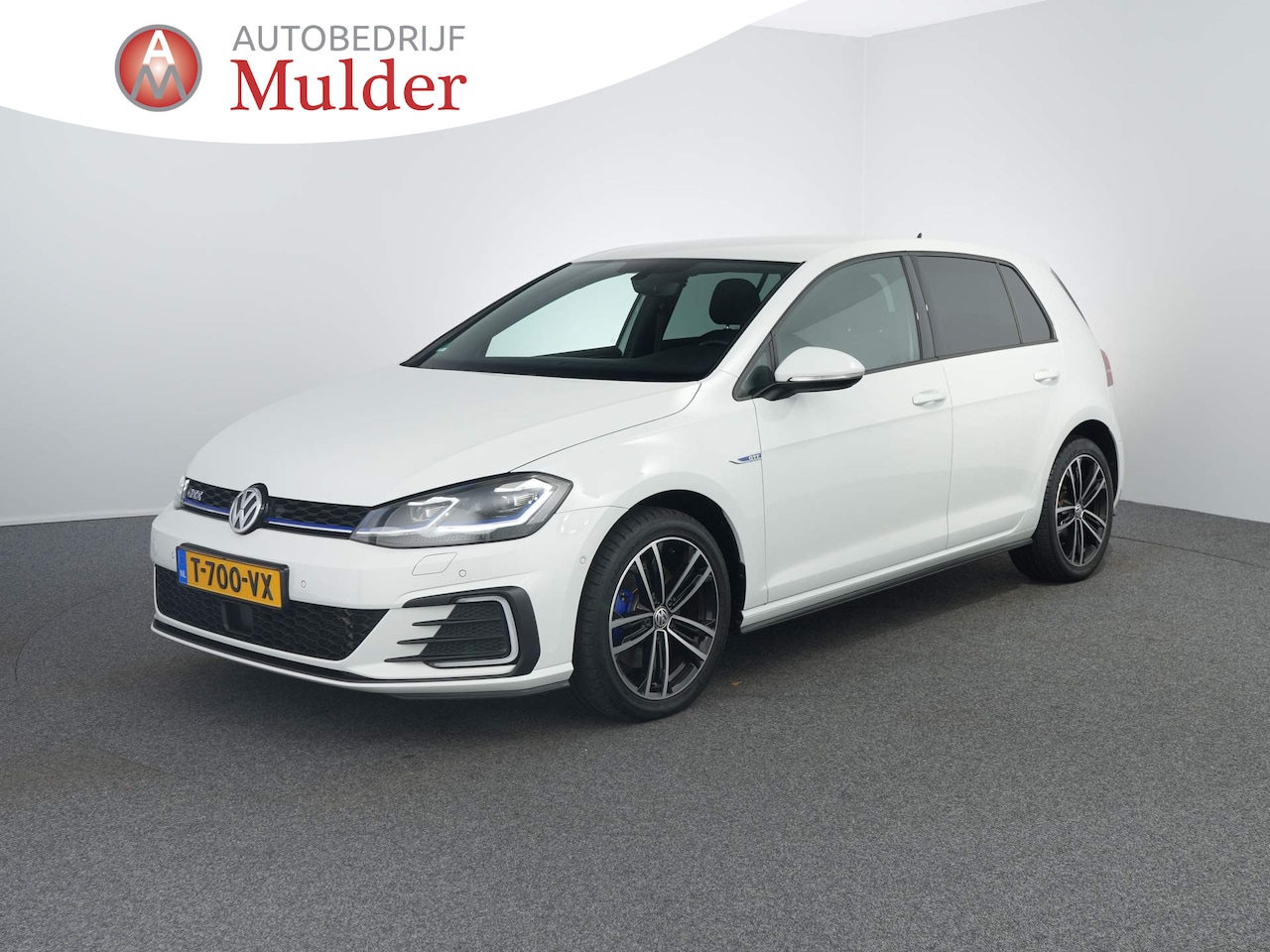 Volkswagen Golf - 1.4 TSI PHEV GTE | Virtual | Led | Trekhaak | Dynamische knipperlichten | - AutoWereld.nl