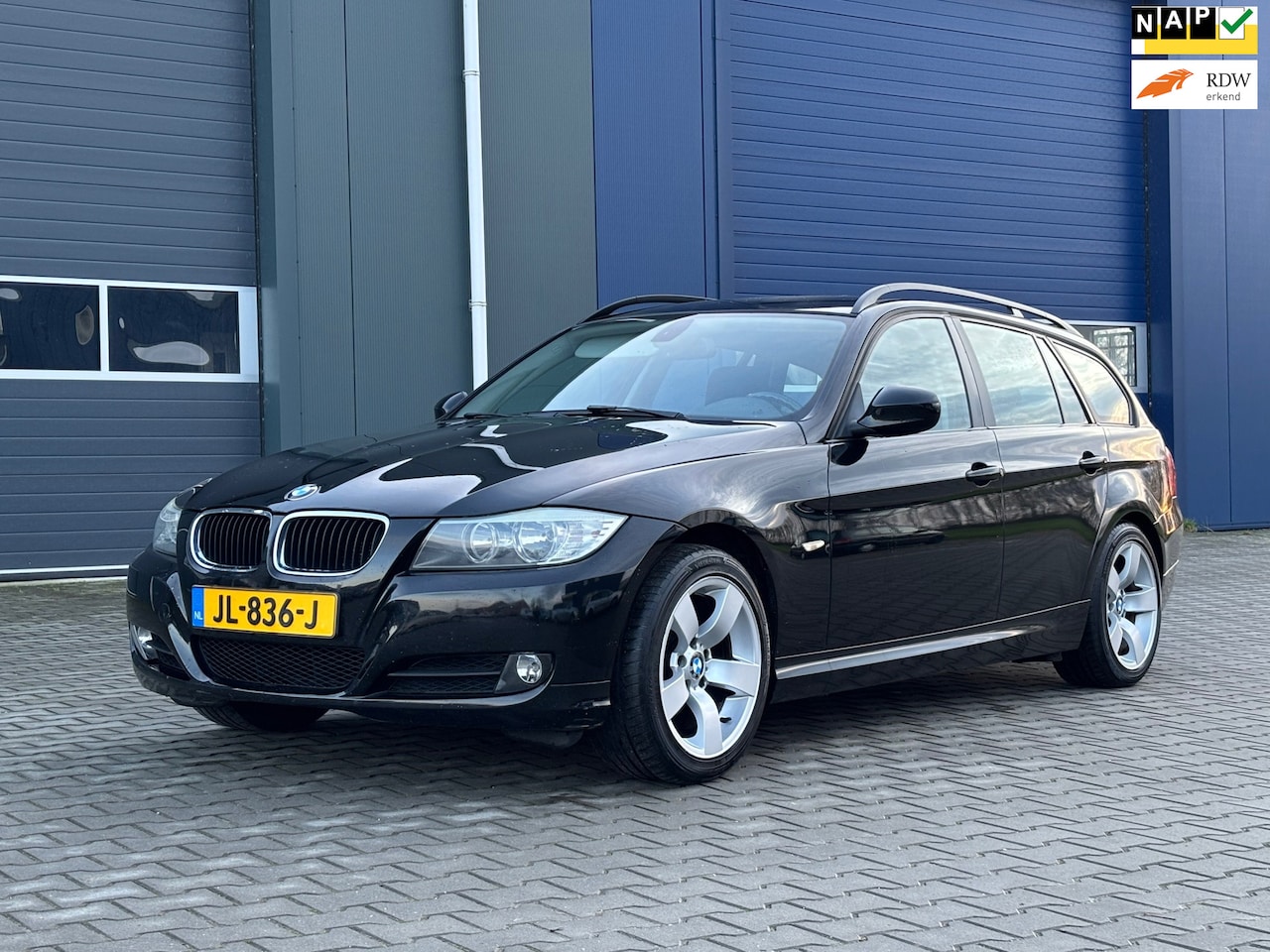 BMW 3-serie Touring - 318i Business Linen | Airco + Cruise control | - AutoWereld.nl