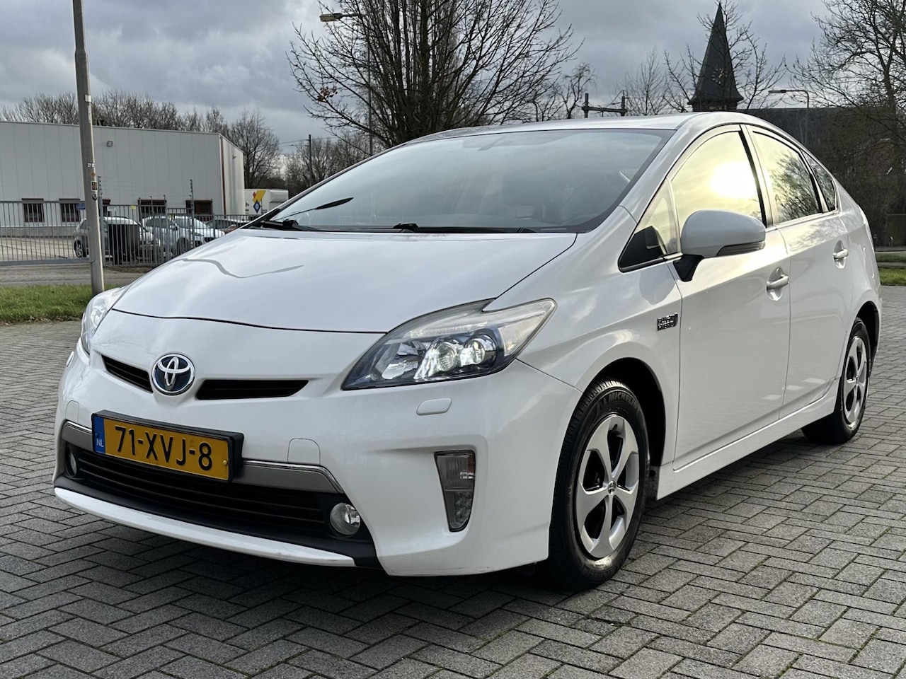 Toyota Prius - 1.8  Plug-in Dynamic Business 1.8 Plug-in Dynamic Business - AutoWereld.nl