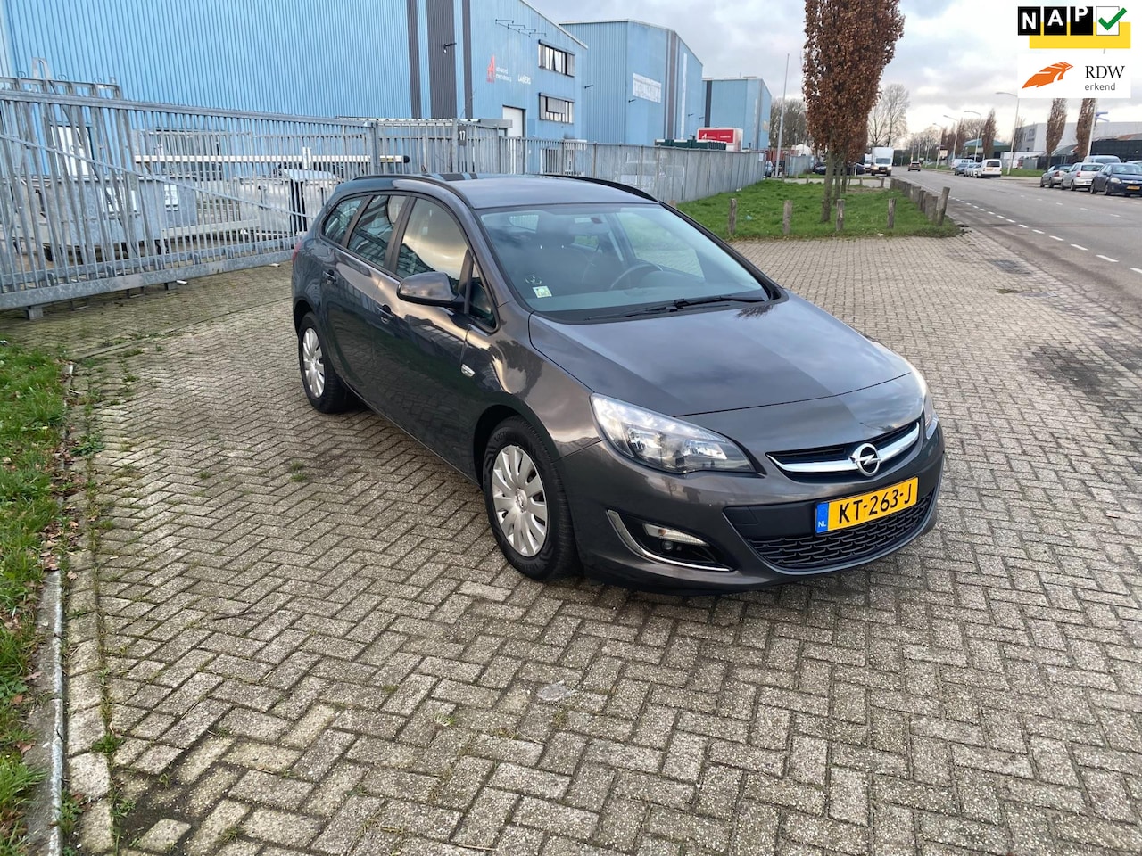 Opel Astra Sports Tourer - 1.7 CDTi Cosmo 1.7 CDTi Cosmo - AutoWereld.nl