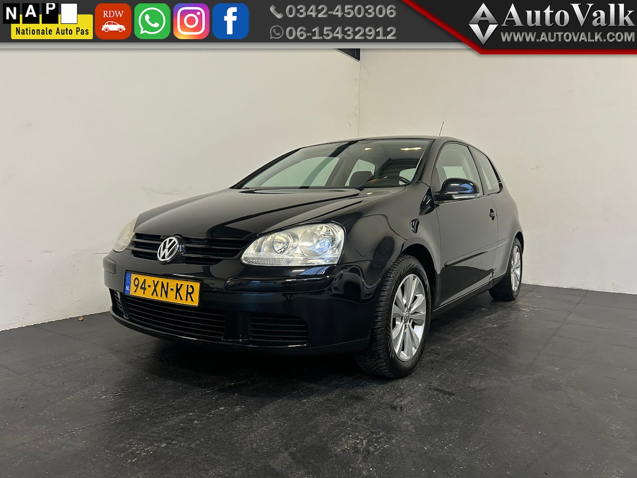 Volkswagen Golf - 1.6 Optive 4 Lage KM! Uniek! - AutoWereld.nl