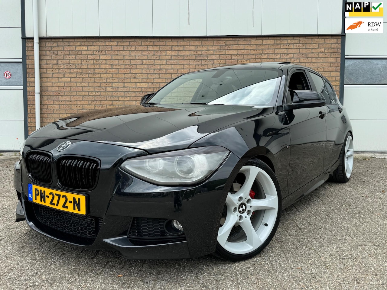 BMW 1-serie - 118d High Executive M-Performance SCHUIFDAK/19INCH !!! - AutoWereld.nl