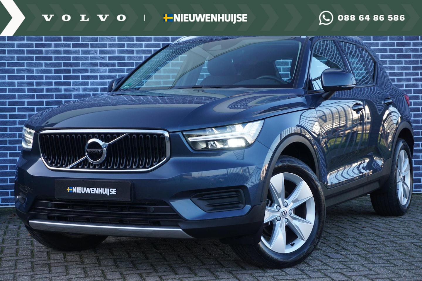 Volvo XC40 - 1.5 T3 Momentum Pro | Trekhaak | Schuif/kantel Panoramadak | Keyless entry/start | Elektri - AutoWereld.nl