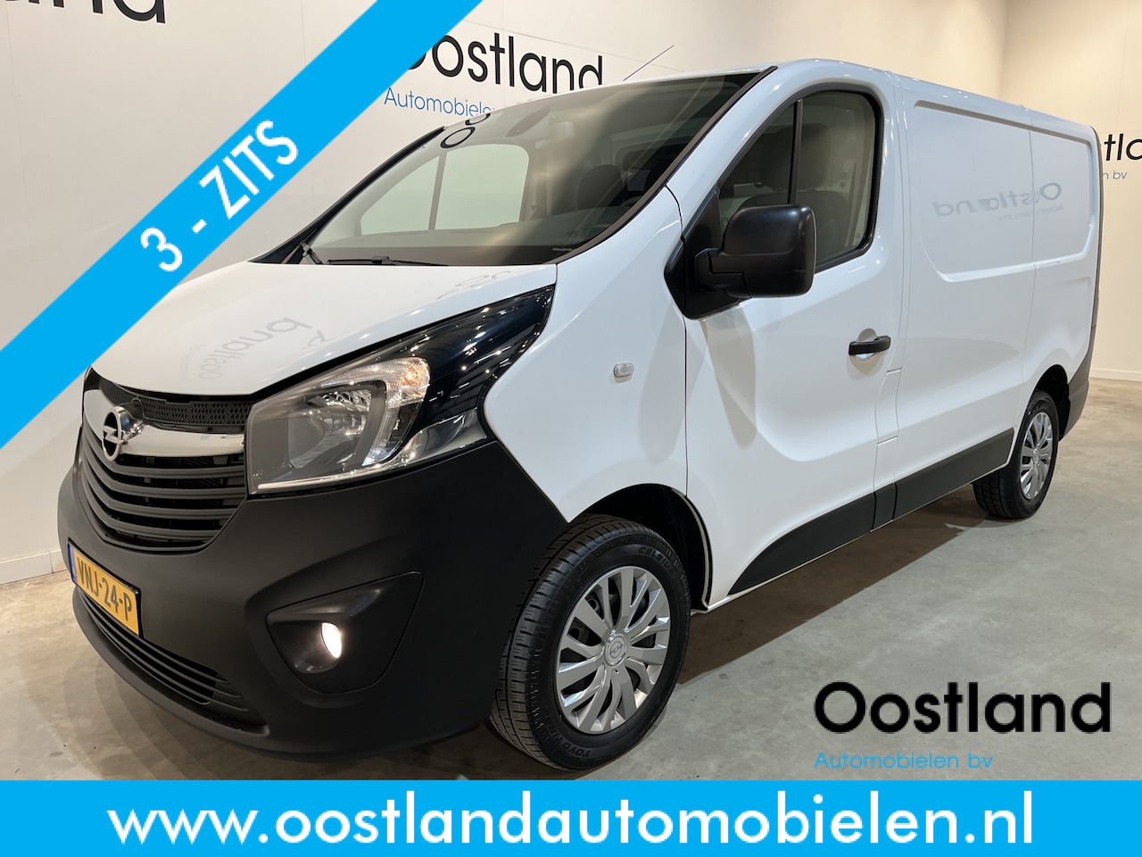 Opel Vivaro - 1.6 CDTI L1H1 120 PK / Euro 6 / Airco / Cruise Control / Camera / Trekhaak - AutoWereld.nl