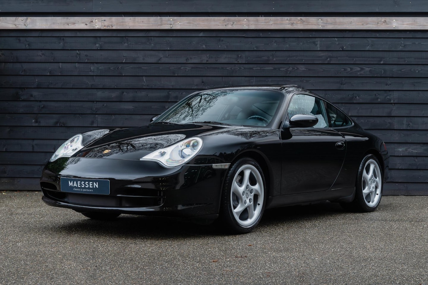 Porsche 911 - 3.6 Coupé Carrera C00 - lage kilometerstand - handmatig - AutoWereld.nl