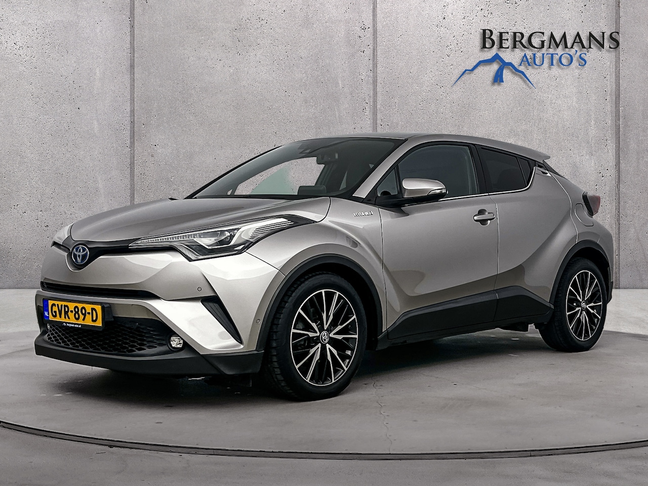 Toyota C-HR - 1.8 Hybrid Executive // LEDER // PARKEERASSISTENT // - AutoWereld.nl