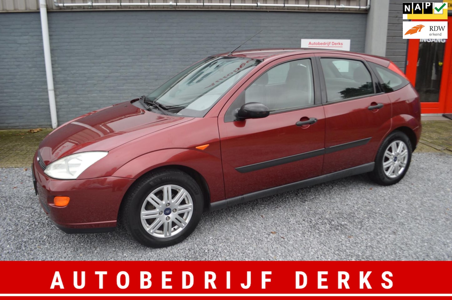 Ford Focus - 1.6-16V Ambiente Airco 5Drs Jaar APK - AutoWereld.nl