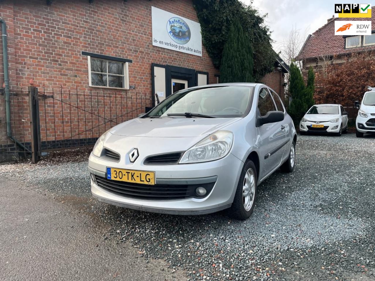 Renault Clio - 1.2-16V Expression 1.2-16V Expression ( Airco + Nieuwe apk ) - AutoWereld.nl