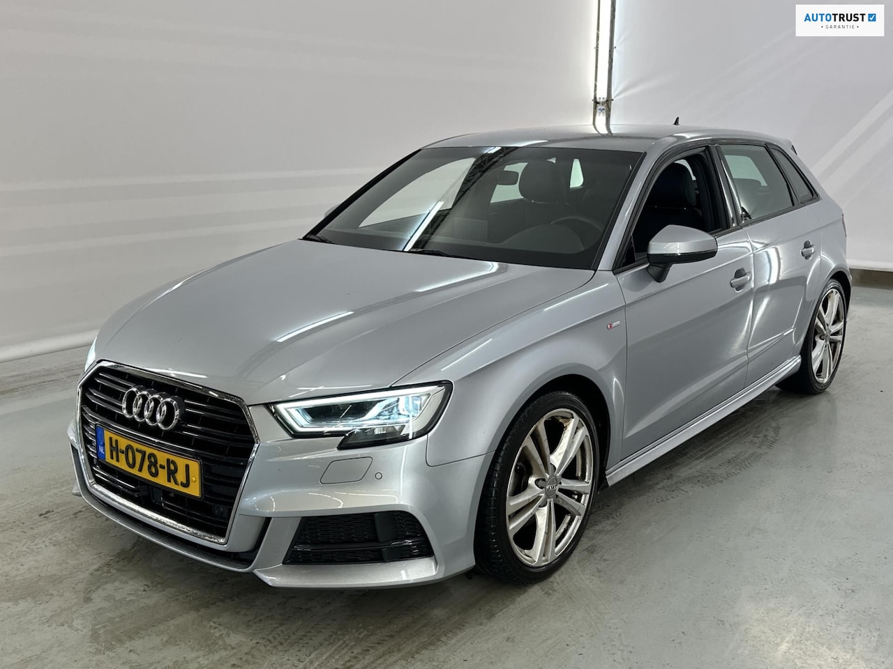 Audi A3 Sportback - 1.5 35 TFSI CoD 150pk Automaat Advance Sport S Line | 18 Inch | Navi |PDC V+A | Camera - AutoWereld.nl