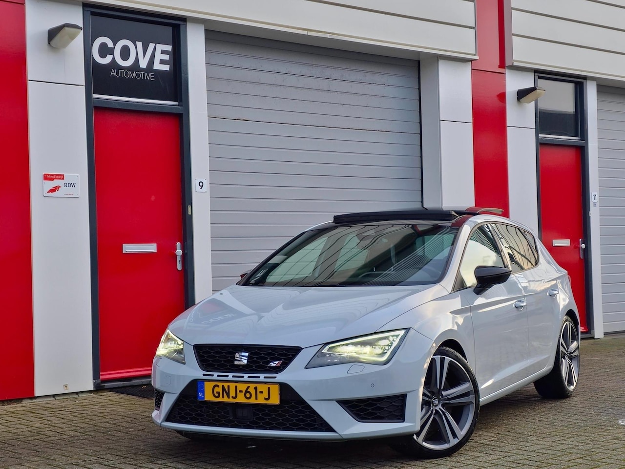 Seat Leon - 2.0 TSI Cupra 290 | PANO | CAMERA | CARPLAY | - AutoWereld.nl