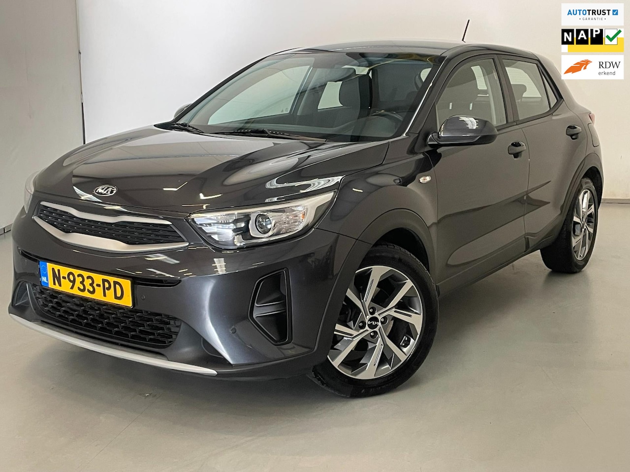 Kia Stonic - 1.4 MPi / LPG-G3 / Aut / CarPlay / Stuurverwarming - AutoWereld.nl