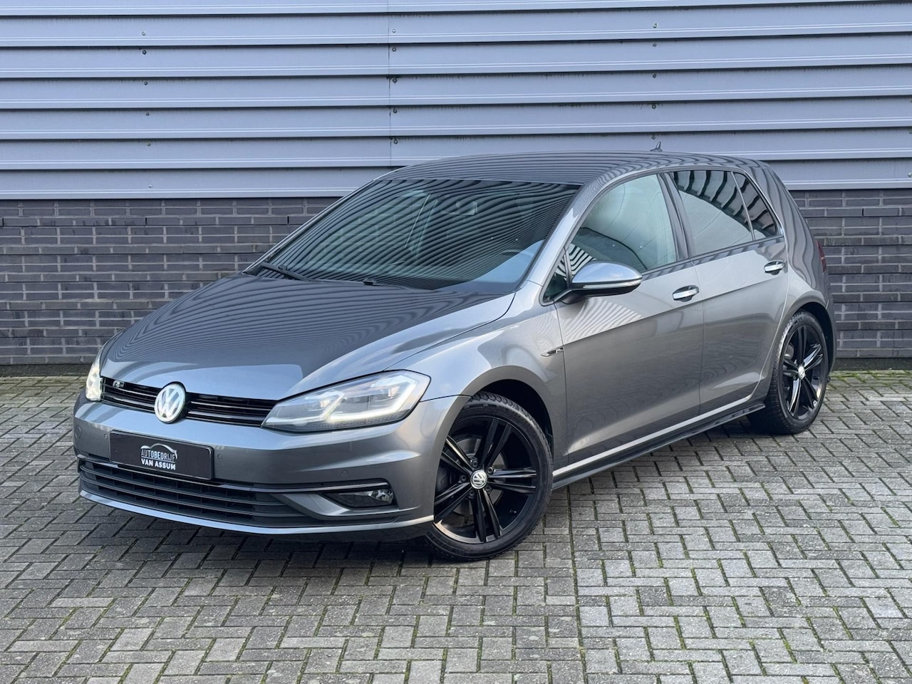 Volkswagen Golf - 1.5 TSI 3x R-line | Carplay | Keyless | DSG - AutoWereld.nl