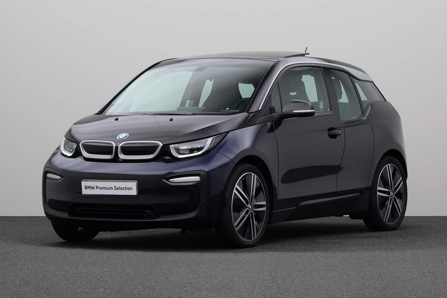 BMW i3 - Executive Edition 120Ah 42 kWh | AC-Snelladen | Achteruitrijcamera | Cruise Control | DAB- - AutoWereld.nl