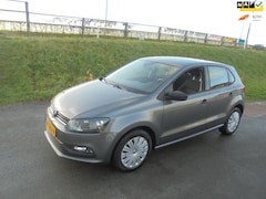 Volkswagen Polo - polo 1.0 benzine 5 deurs airco navigatie 110.000km