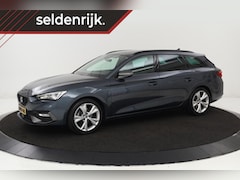 Seat Leon - 1.5 eTSI FR Launch Edition | Trekhaak | Adaptive cruise | Sfeerverlichting | Carpay | PDC