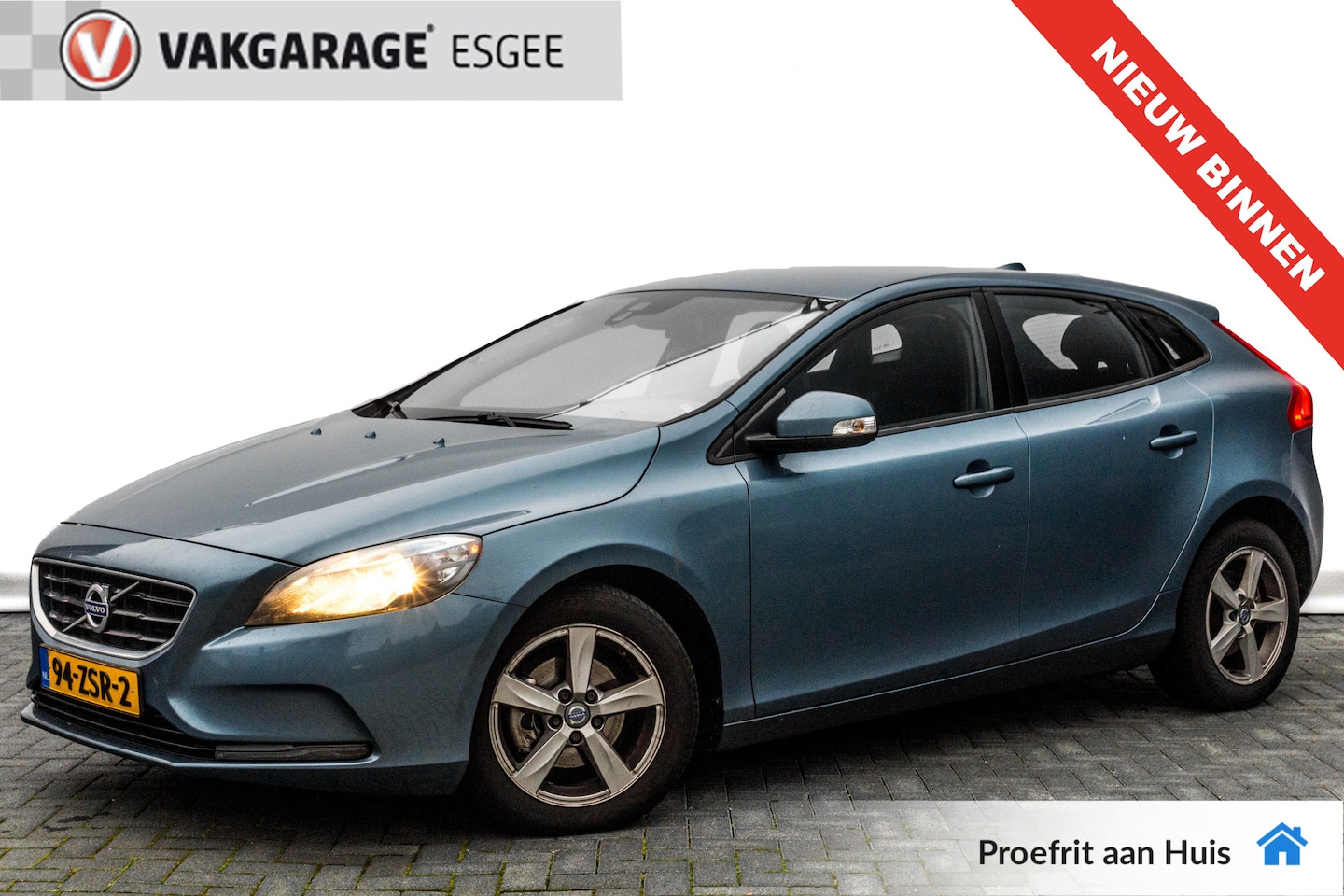 Volvo V40 - 1.6 D2 Kinetic 1.6 115 PK D2 Kinetic, Meeneemprijs DB riem is Verv. | Navigatie | 16'' LMV | Clima |  PDC - AutoWereld.nl