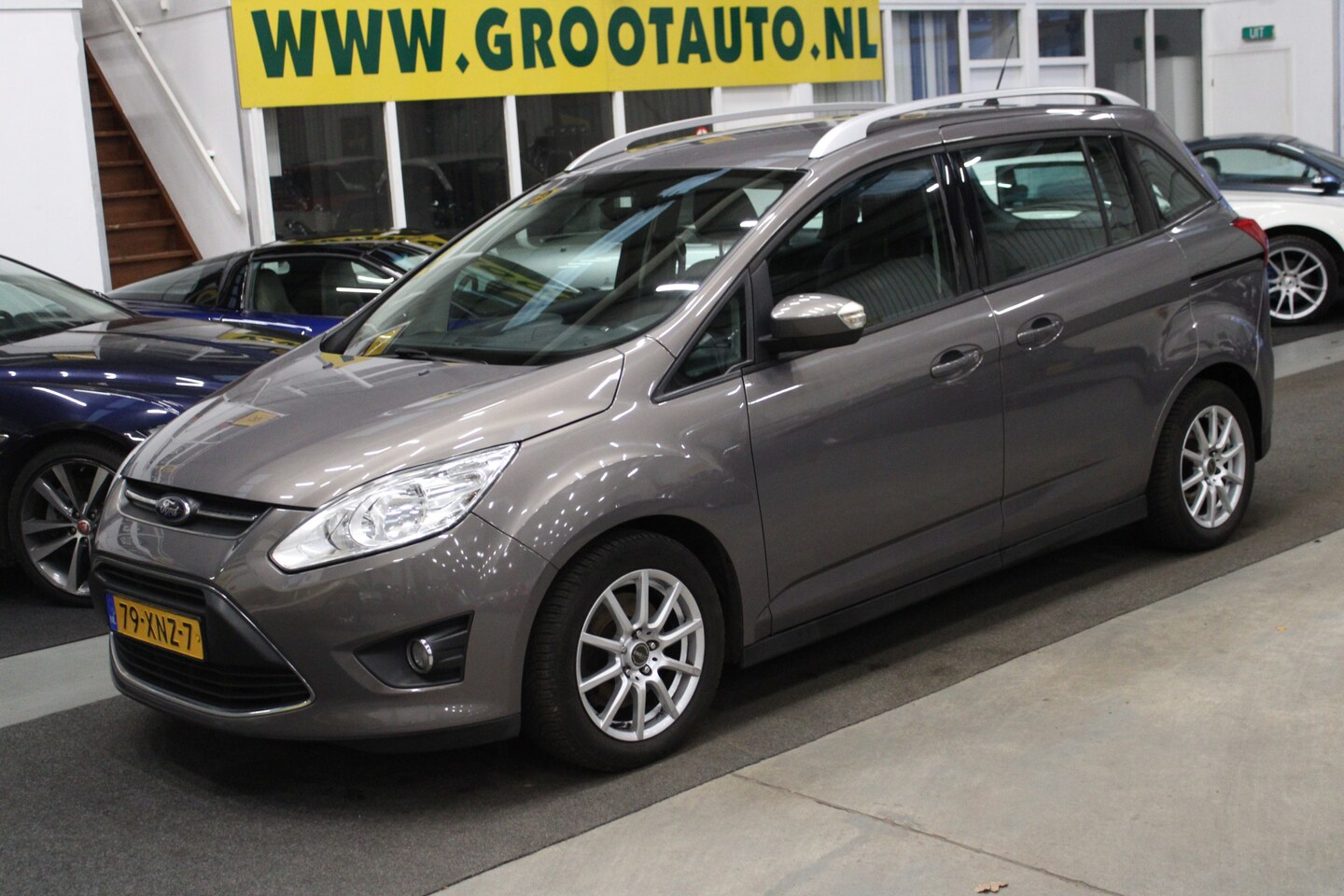 Ford Grand C-Max - 1.6 Trend Airco, Cruise Control, Trekhaak, Stuurbekrachtiging - AutoWereld.nl