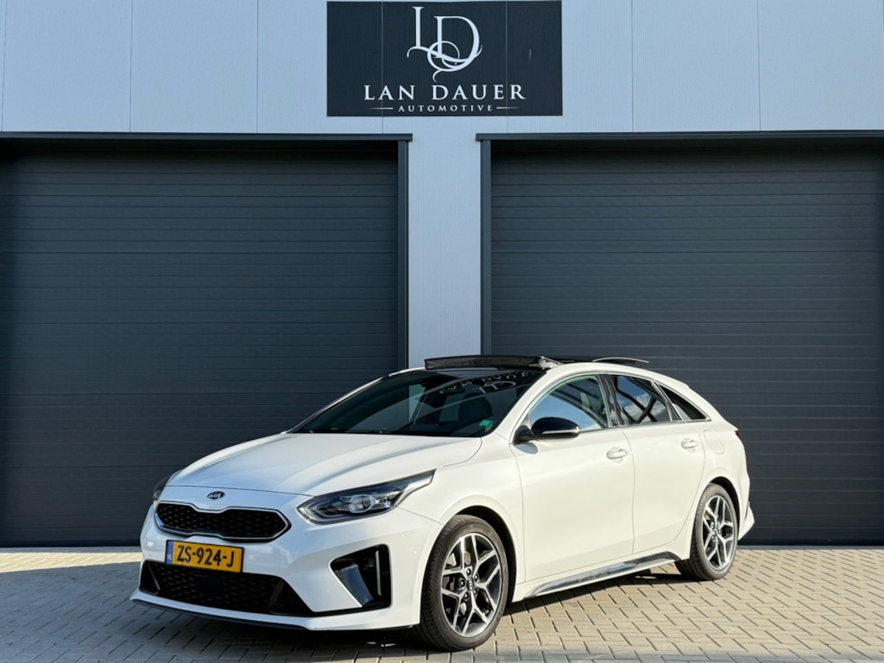 Kia Pro cee'd - 1.4 T-GDI GT-Line / Schuifdak / Camera - AutoWereld.nl