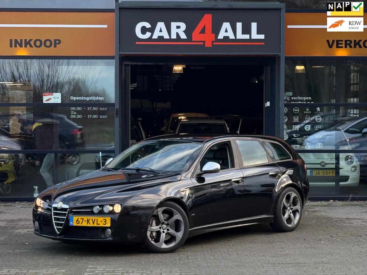 Alfa Romeo 159 Sportwagon - 1.7 T Distinctive LEDER/CLIMA/CRUISE/PDC/APK 26-06-2025 - AutoWereld.nl