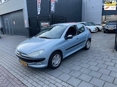 Peugeot 206 - 1.4 XT 3e Eigenaar NAP APK 1 Jaar