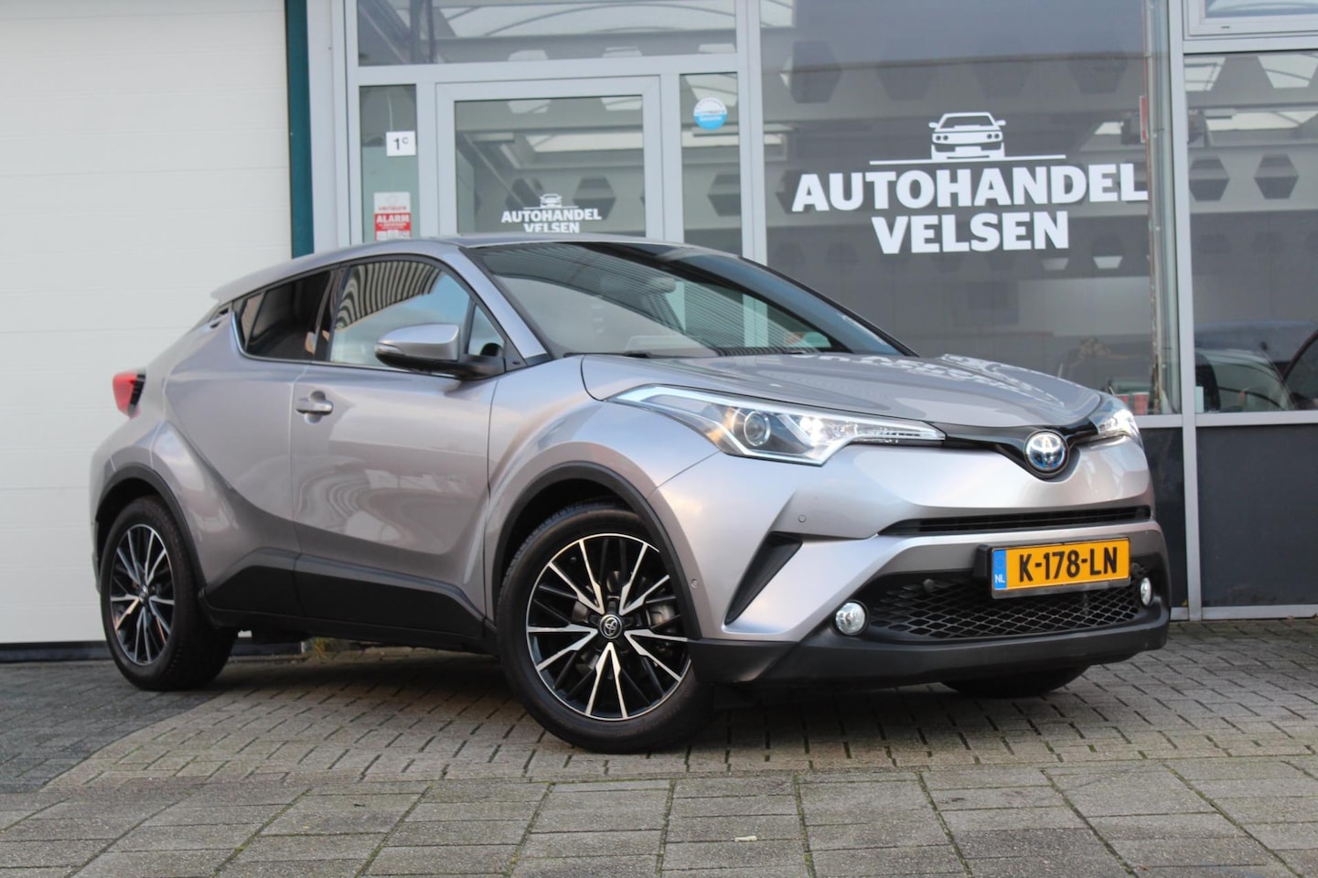 Toyota C-HR - 1.8 Hybrid Bi-Tone|Navi| - AutoWereld.nl