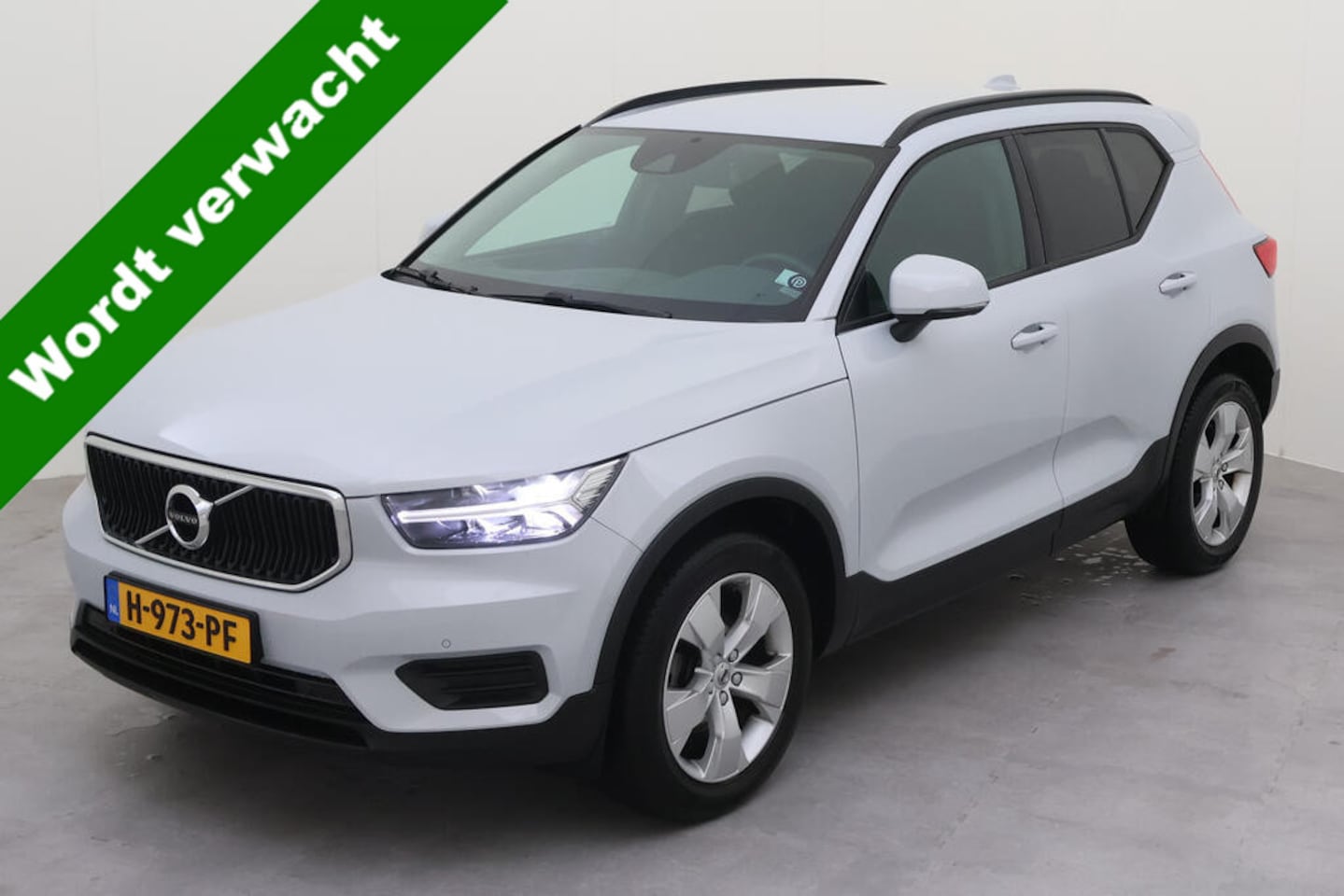 Volvo XC40 - 1.5 T3 NL AUTO | CAMERA | STOELVERW | PDC VOOR & ACHTER | - AutoWereld.nl