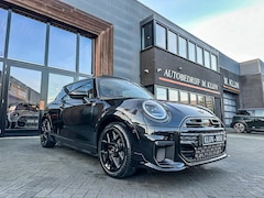 MINI Cooper S - 2.0 John Cooper Works F1 aut 204pk Nw model/pano/camera/head up