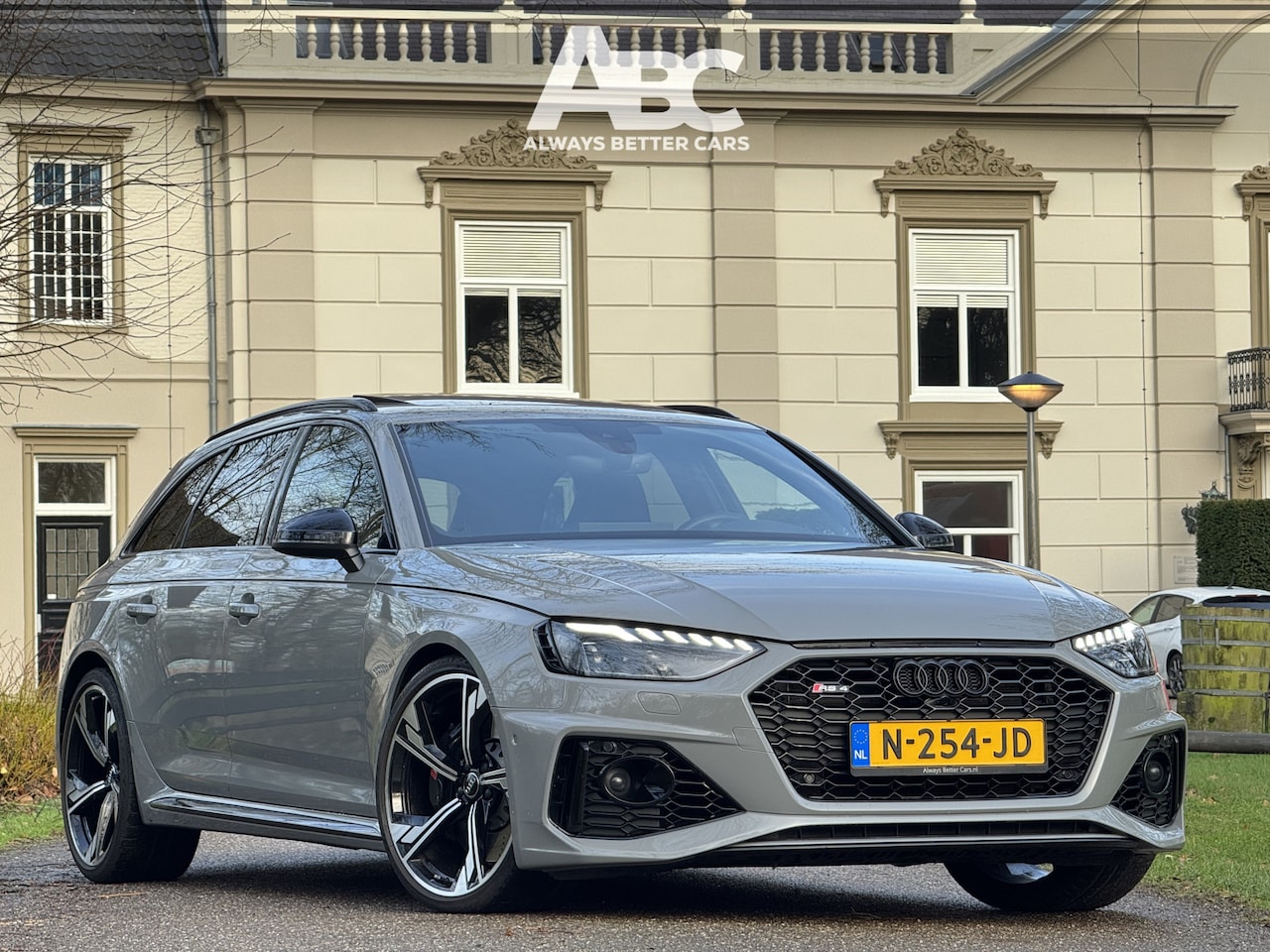 Audi RS4 - Avant 2.9 TFSI RS 4 quattro B&O - AutoWereld.nl