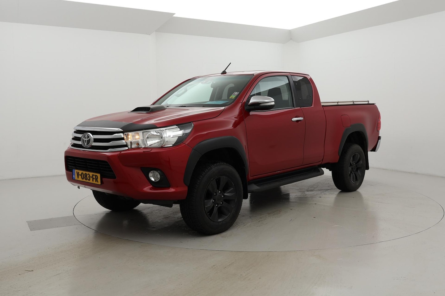 Toyota HiLux - 2.4 D-4D-F Xtra Cab Professional AWD - AutoWereld.nl